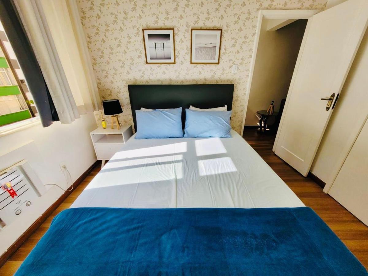 Apartamento Jumpinbed - Edificio Guarau - Sala e quarto a 150 metros da praia de Copacabana Rio de Janeiro