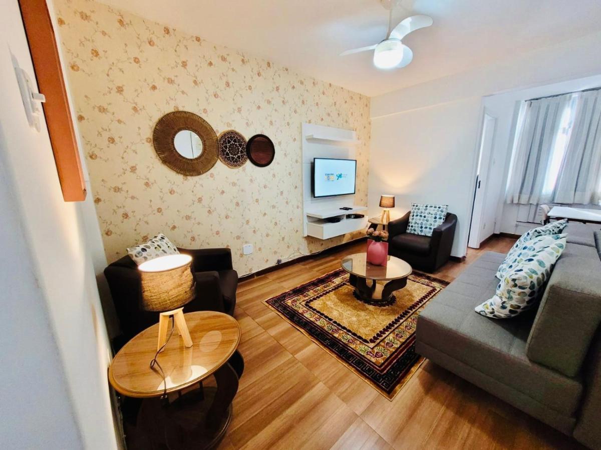 Apartamento Jumpinbed - Edificio Guarau - Sala e quarto a 150 metros da praia de Copacabana